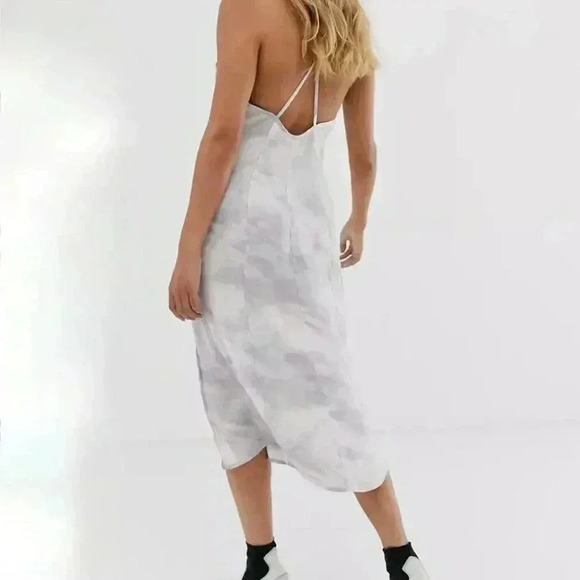 Free People Intimately Chasing Shadows Tie Dye Slip Dress- NWT - Size M - Picture 2 of 8